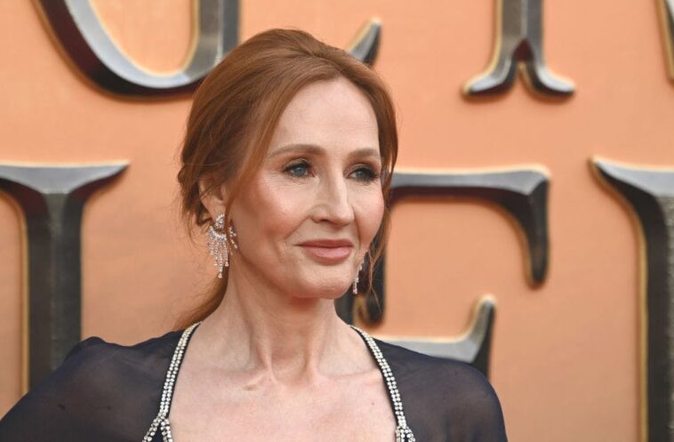jk-rowling-flags-harmful-message-trans-activists-are-sending-to-women:-‘you-are-a-costume’