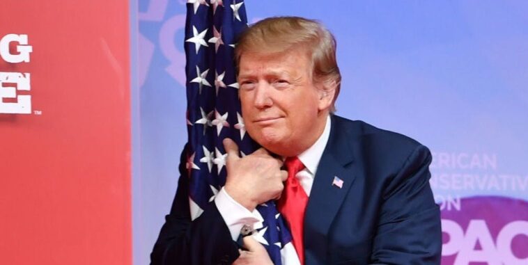 trump-signs-executive-order-urging-one-year-jail-sentence-for-flag-burning
