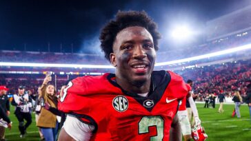 georgia’s-nate-frazier-credits-mother’s-sacrifice,-work-ethic-for-his-drive-on-the-field:-‘she-never-gave-up’
