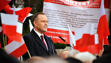 trump-allied-polish-president-nawrocki-wants-to-criminalize-ukrainian-‘bandera’-neo-nazi-ideology-(videos)