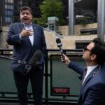 priceless-video:-pritzker-claims-he-lives-in-trump’s-head-rent-free,-then-camera-man-pans-up-to-catch-unfortunate-sign