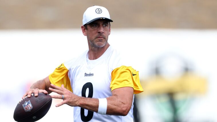 aaron-rodgers-downplays-hype-around-week-1-game-vs-jets
