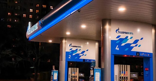 ukraine-drone-strikes-against-refineries-has-seen-gas-stations-run-dry-in-some-russian-regions
