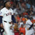 valdez-denies-hitting-astros-catcher-on-purpose