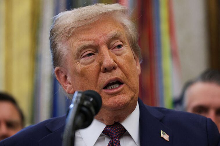 trump-rips-epstein-‘hoax’-as-victims-rally-to-demand-transparency