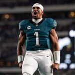 eagles,-cowboys-traditional-looks-in-season-opener-top-nfl-week-1-threads