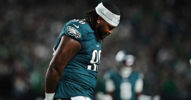 nfl-season-starts-in-wild-fashion:-eagles-star-ejected-before-first-snap