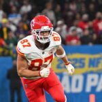 taylor-swift-fans-go-after-chargers-player-for-open-hand-slap-on-travis-kelce:-‘that-was-low’