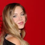 american-eagle-stock-surges-as-sydney-sweeney’s-ad-campaign-continues-to-drive-company-sales