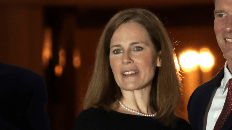 barrett-says-justices-‘wear-black,-not-red-or-blue’-in-response-to-partisan-critics-in-fox-news-interview