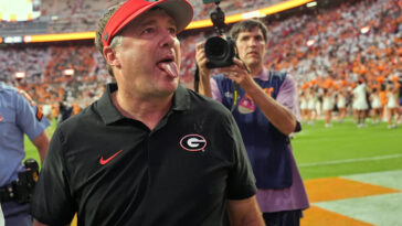 yahoo-top-10:-georgia-claims-no.-1-spot-after-classic-week-3-win-over-tennessee