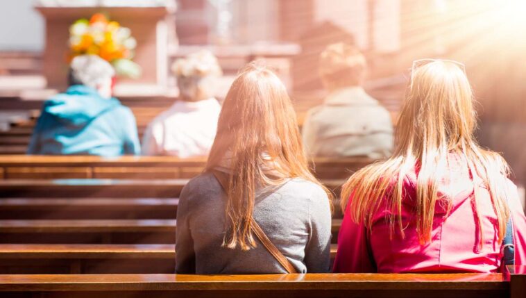 millions-of-christian-extremists-gather-to-pray-for-those-who-want-to-kill-them