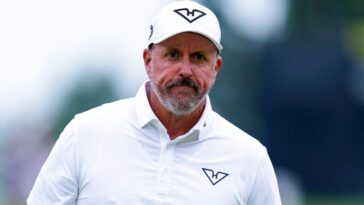 liv-golf-star-phil-mickelson-slams-‘disgusting-rhetoric’-after-charlie-kirk-assassination