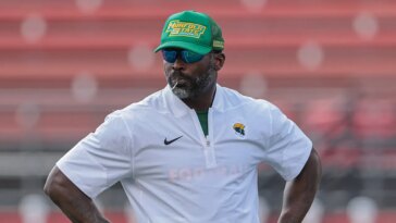 michael-vick-shuts-down-virginia-tech-rumors,-remains-focused-on-task-at-norfolk-state
