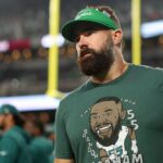 former-eagles-great-jason-kelce-warns-refs-will-look-‘for-anything-to-call’-on-tush-push-amid-criticism