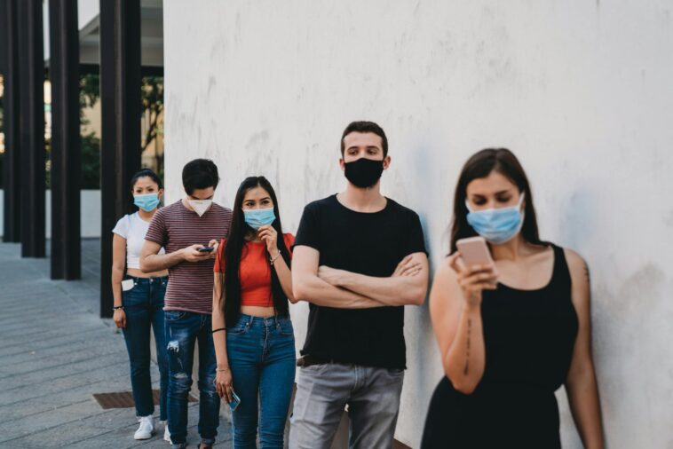 new-poll:-gen-z-likes-socialism,-willing-to-wait-in-line-for-loaf-of-bread