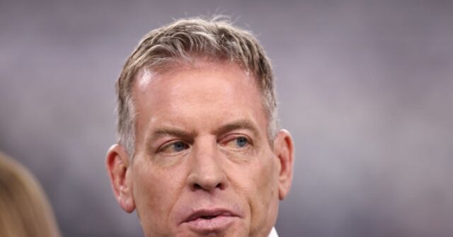 troy-aikman-blasts-‘bad’-nfl-product-during-penalty-filled-mnf-game:-‘not-going-to-keep-my-mouth-shut’