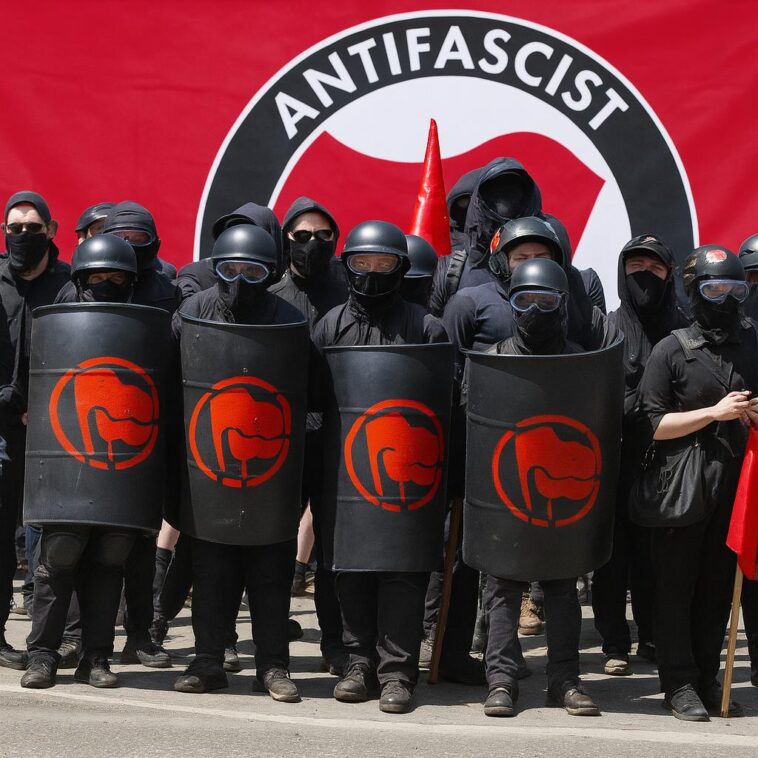 watch:-pro-antifa-thug-in-portland-picks-a-fight-with-man-wearing-a-“freedom”-shirt-and-lives-to-regret-it