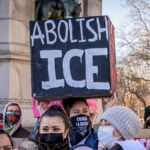apple-pulls-ice-tracking-apps-amid-widespread-attacks-on-immigration-agents