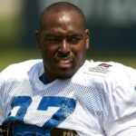 ex-ravens,-syracuse-dl-arthur-jones-dies-at-39