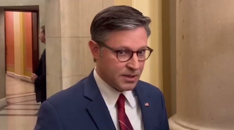 speaker-johnson-slams-‘desperate’-hakeem-jeffries’-call-for-televised-shutdown-debate