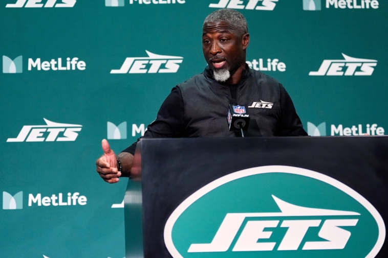 why-jets-travelled-to-london-so-early-ahead-of-international-game-against-broncos
