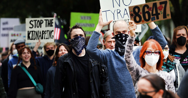 trump:-democrats-‘want-to-inflame-the-crime’-in-portland-and-chicago