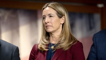 new-jersey-dem-hopeful-vows-to-sue-trump-over-troop-deployments,-says-states-would-pay-the-price