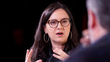 panic-spreads-at-cbs-news-as-bari-weiss-becomes-editor-in-chief