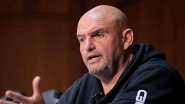 sen.-john-fetterman-criticizes-protesters-not-urging-hamas-to-accept-trump’s-peace-deal:-‘the-war-must-end’