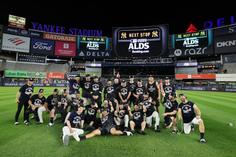 mlb-playoffs:-espn’s-final-wild-card-round-brought-historic-viewership,-up-64%-from-last-year