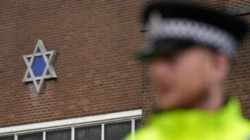 police-were-warned-about-manchester-synagogue-terrorist-becoming-‘radicalised’:-report