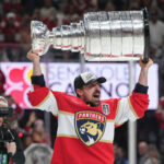 blackhawks-vs.-panthers-prediction:-odds,-best-bet,-pick-for-nhl-opening-night