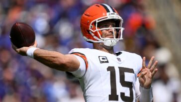 qb-needy-bengals-land-flacco-in-browns-trade