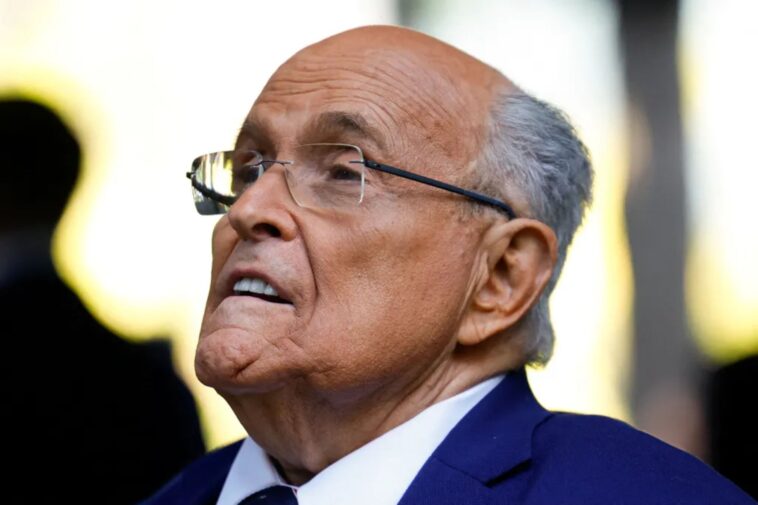 rudy-giuliani-endorses-fellow-republican-sliwa-for-nyc-mayor,-rips-mamdani,-cuomo