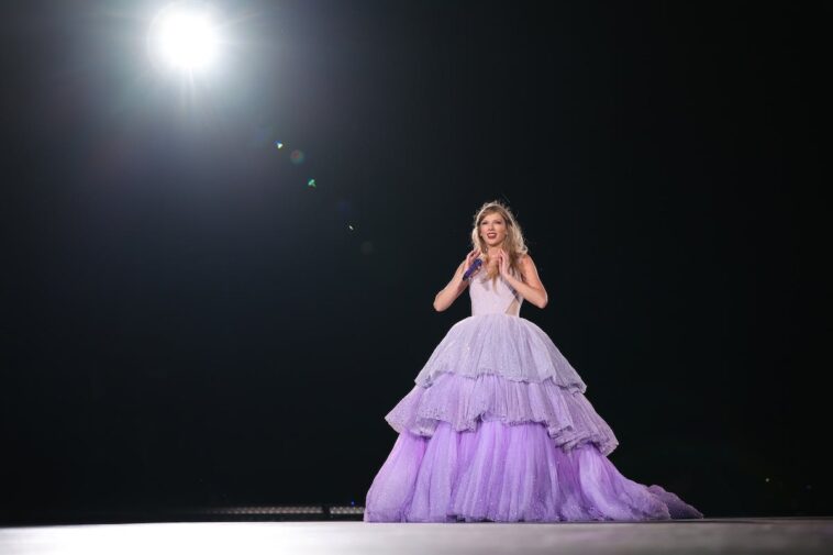 wife,-or-a-showgirl?-taylor-swift’s-new-album-is-breaking-liberal-feminists
