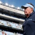 hulu-pulls-plug-on-bill-belichick-documentary-project-amid-2-3-start-at-unc:-reports