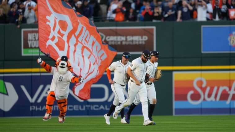 tigers-break-out-in-game-4,-force-decider-vs.-m’s