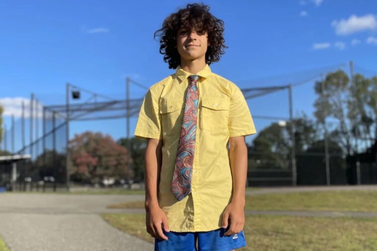 meet-long-island-freshman-cross-country-star-who-works-out-in-dress-shirts