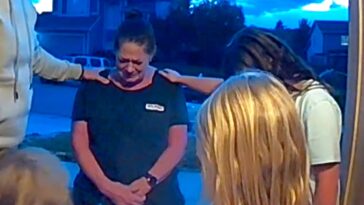 pastor-prays-for-pizza-driver-who-delivered-wrong-order,-sparking-viral-fundraiser