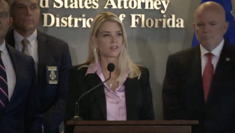 breaking:-pam-bondi-says-man-arrested-for-threatening-to-kill-benny-johnson,-his-wife,-and-their-four-children-(video)