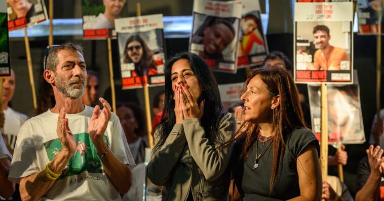 hostage-families-accuse-hamas-of-‘blatant-breach’-of-gaza-peace-deal,-call-for-‘immediate-suspension’