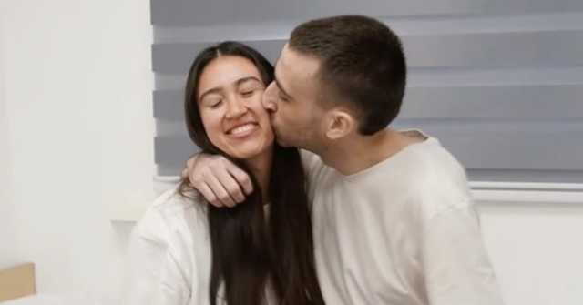 photos:-israeli-hostages-reunite-with-families