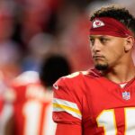 patrick-mahomes-gives-cold-reaction-after-lions-player-snubs-his-handshake-to-start-brawl-with-opponent