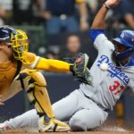 brewers-pull-off-astonishing-double-play-against-dodgers-in-nlcs