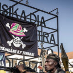 chaos-in-madagascar:-president-flees-as-rumors-of-military-coup-grow