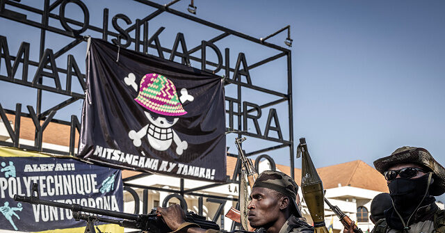 chaos-in-madagascar:-president-flees-as-rumors-of-military-coup-grow