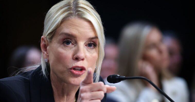 pam-bondi-slams-house-dems-for-‘trying-to-put-ice-agents-at-risk’-by-adding-new-tool-to-their-website