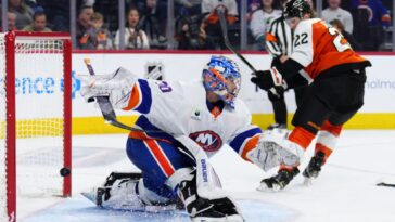 sloppy-islanders-cough-up-multiple-leads,-fall-in-shootout-to-flyers-as-win-streak-ends