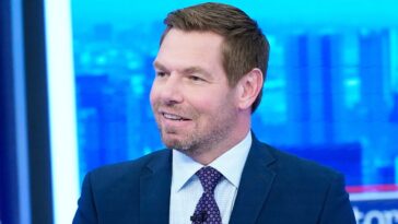 ‘you-magnificent-idiot’:-swalwell-mercilessly-mocked-after-deranged-‘wrecking-ball-promise’-post-on-new-wh-ballroom